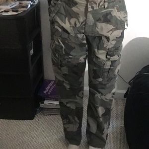 Men’s Wrangler Camo Cargos